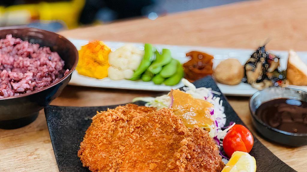 Tonkatsu Bento Box · Pork cutlets
Come with 6 small side dishes
Choice of Rice : White Rice, Black Rice, Brown Rice

Miso Soup for $2.50