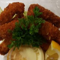 Fried Oyster Appetizer · Breaded and deep-fried oysters with garlic sauce and mayo sauce.