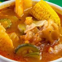Sopa de Pata · viene con pata, menudo, y vegetales.                                 
       arroz ,cebolla,...