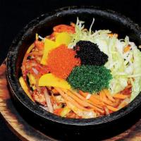 B-6. Al Bap · Fresh fish roe with mixed vegetable over rice in a sizzling pot.