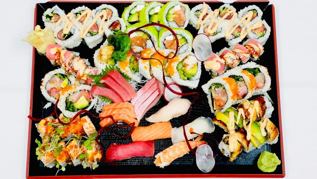 Tokyo Omakase · japonese, spicy geisha, fire dragon, snow monkey, lobster tempura, jack london & 2 spicy tuna rolls / high note sashimi: maguro, hamachi, sake (3pc each)
nigiri: maguro, hamachi, sake, girame and ebi (1pc each)