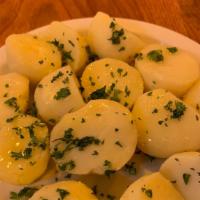 Steamed Potatoes with Parsley & Olive Oil · 