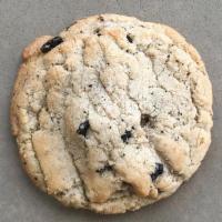 Cookies & Cream · A buttery and delicious cookies and cream cookie made with all the good stuff and crumbled O...