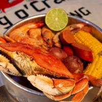 C3. Dungeness Crab Combo · 1 Dungeness Crab. Includes 1 lb. Shrimp (head on), 2 corns, 2 potatoes and 4 sausages slices.