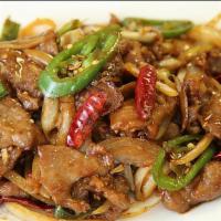 9. Mongolian Beef / 蒙古牛肉 · Spicy.