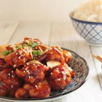 Tso Chicken  · Sweet and spicy deep-fried chicken