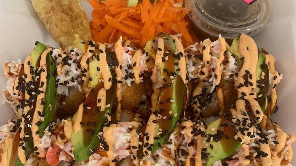 Spill the Tea Roll · 12 pieces
Breaded Inside: Shrimp, Crab, Cream Cheese, cucumber. Drizzled with Surimi, avocado, Chipotle sauce and unagi sauce. On  the side carrots and fried chile