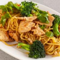 21. Chow Mein  · ( Beef, Chicken , Shrimp, Tofu,Pork).                       
Yellow noodles and veggies.