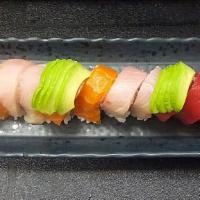 OEC · Shrimp tempura, tuna, salmon, hmachi, avocado.