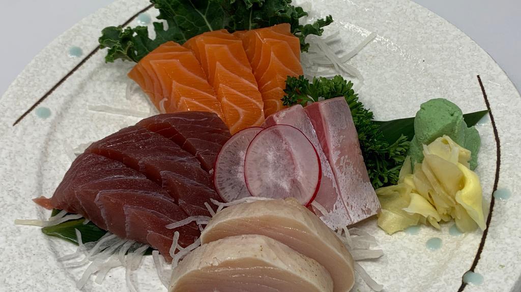 Sashimi Special · 10 pieces Assorted Fish.