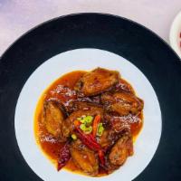 CT19. 🍗🌶️ Dry Fried Sweet & Spicy Chicken Wings (8)  · 干烹雞翼 Dry fried style chicken wings glazed with sweet & spicy sauce.