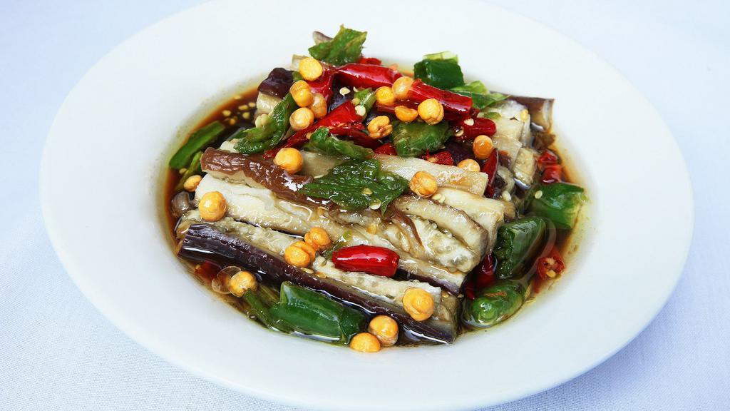 Eggplant · Eggplant with Grind Peppers
 擂辣椒茄子