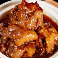 Braised OX Tail with Brown Sauce 紅燒牛尾 · 