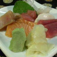 Sashimi Chef Choice · Ten pieces assorted.