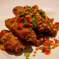 Chicken Wing Salt & Pepper · Spicy.