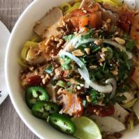 Mì Quãng Chay · Vegetarian quang's turmeric yellow noodle soup.