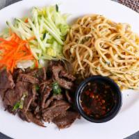 31. Charbroiled Beef Garlic Noodle · Mi toi bo nuong.