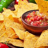Chips & Salsa · Chips and salsa