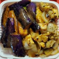 Eggplant and Black Bean Sauce Rice Combo Plate · Braised eggplant in brown sauce with choice of protein black bean sauce over Rice