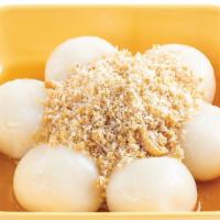 R14. Glutinous Rice Balls with Crushed Peanut, Sesame, & Coconut Flakes (6 Pcs.) 糖不甩 · Warm Only