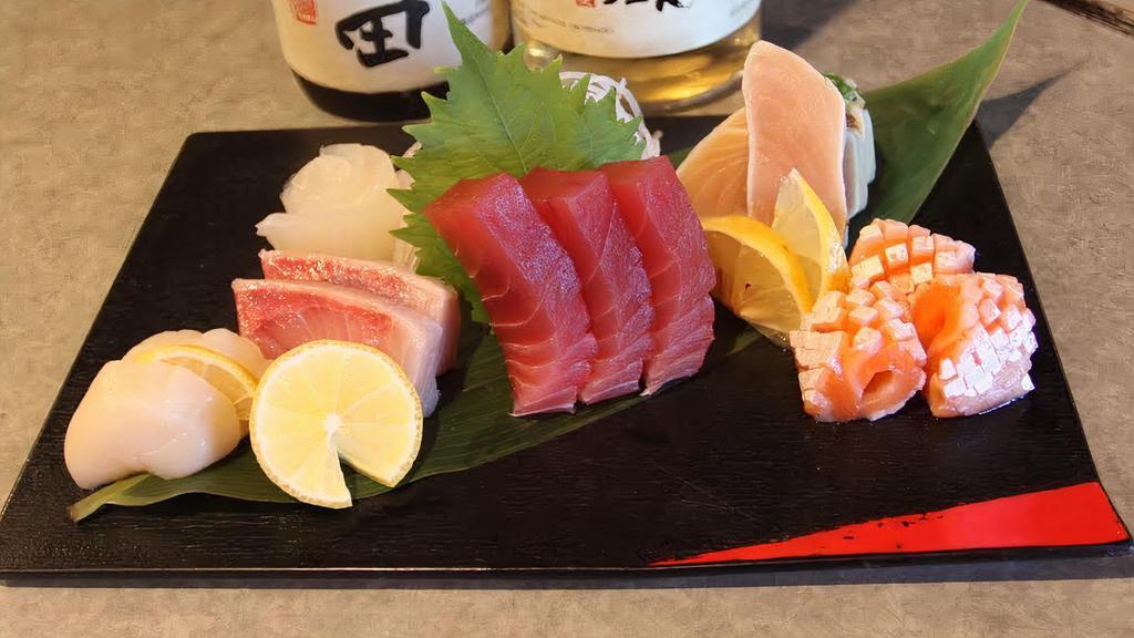sashimi omakase · chef's choice 15pcs sashimi