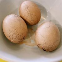 五香茶叶蛋Tea Eggs (3 Eggs) · Boiled Eggs with spiced herbs and tea leaves.