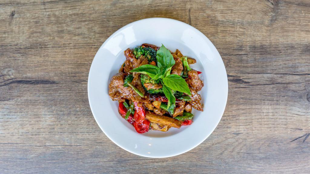 Fiery Vegetables with Beef or Lamb · Gluten free available. Slices of beef or lamb, string beans, bell peppers, broccoli, and basil in a sweet and spicy sauce.