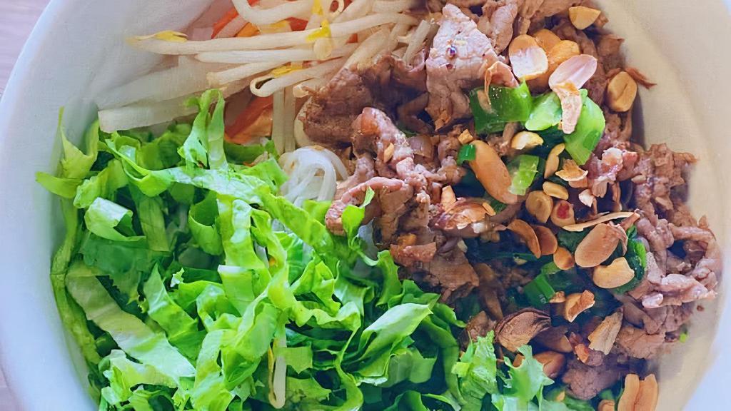 G12. Vermicelli Salad with Lemongrass Beef	 · 