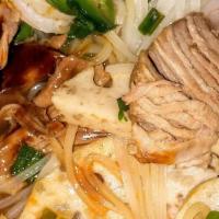 M04. Seafood Noodle Soup · Mì Hải Sản
(Shrimp, squid, fish ball, and imitation crab)