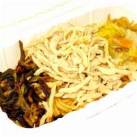 Shredded Chicken Dry Noodle with Fried Onion · 