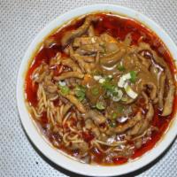 Noodle with spicy sesame sauce 擔擔面 · Spicy. pork.