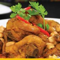 lemongrass chicken with steamed rice  · 
