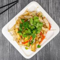 114. Hủ tiếu xào chay / Chow fun with tofu & mix vegetables · 