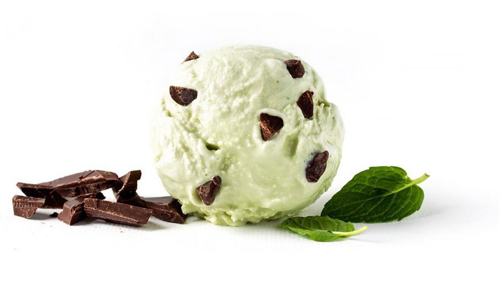 Mint Chip · Made with Straus organic milk, all-natural Mint flavor and cocoa chips. The combination of delicious chocolate chips with the unmistakable aromatic aroma of mint leads to the traditional mint chip taste that’s been perfected in ice cream form.