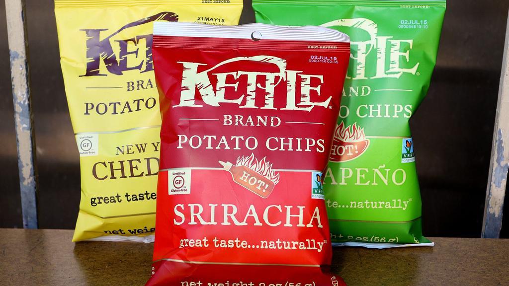 KETTLE CHIPS · CHOICES 
SALT OR CHEESE