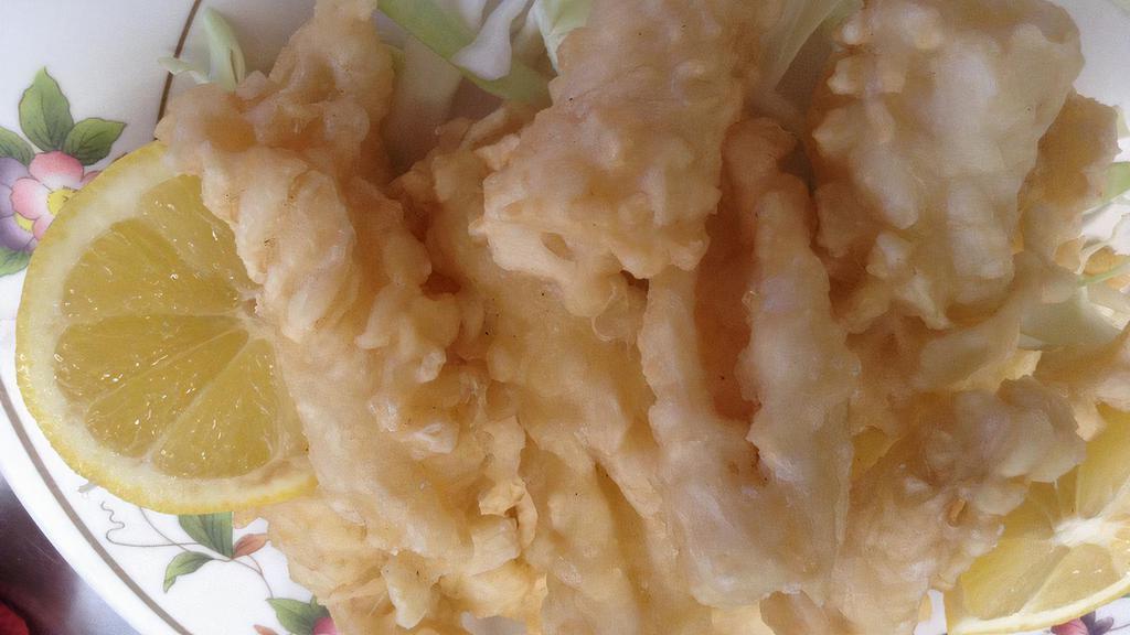 11. Fried Calamari · twisted calamari body, crispy deep fried, served with szchuang sauce