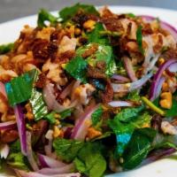 156. Bò tái chanh / Rare beef salad with lemon sauce · 