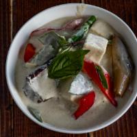 #43. Green Curry · Choice of meats, green beans, bamboo shoots, eggplants, bell papers and basil.