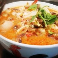 Tom Yum Noodle Soup - Vegetarian · 