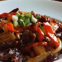 Himapan · Sauteed with crispy slice meat, cashew nut, onion, bell pepper, baby corn, and toasted Thai ...