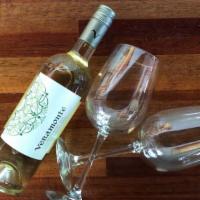 Sauvignon Blanc - Veramonte · Sauvignon blanc from Chile. A perfect wine for our salad or light appetizer with lime and ma...