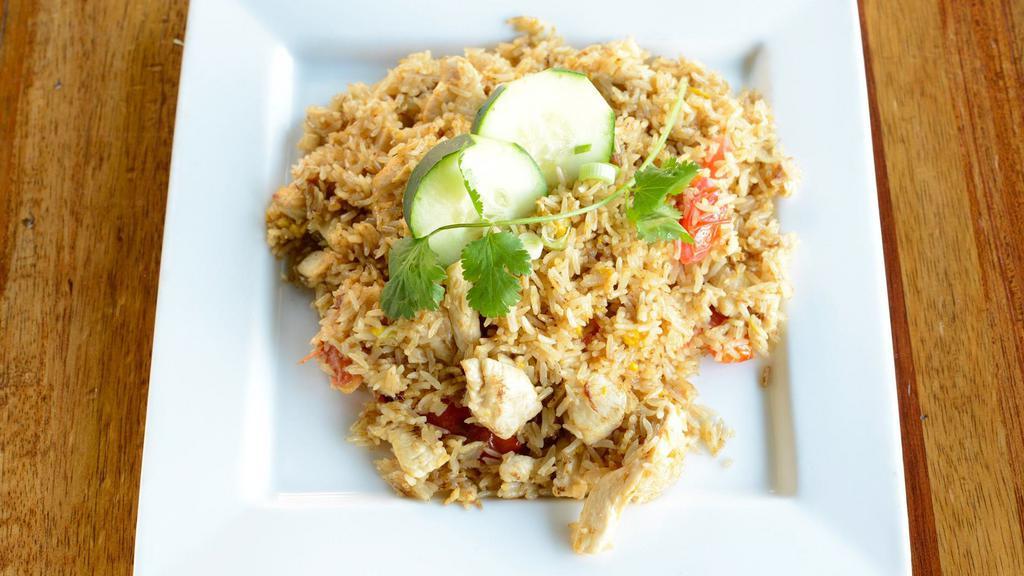 Thai Fried Rice · Wok fried with onion, tomatoes, scallion, and egg.
Gluten-free, vegan, and vegetarian option available upon request.