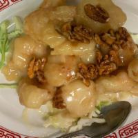 Honey Crispy Walnut Prawn · Lightly fried whole prawns glazed with chef's special white cream sauce.