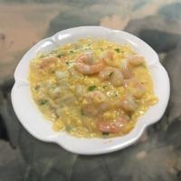 Shrimp Chow Fun with Egg Gravy 滑蛋虾仁河粉 · 