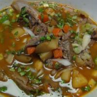 Consome De Cabeza · warm soup with beef head