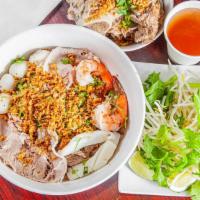 6. Hủ Tiếu Mi Dai Kho · Shrimp and pork egg and clear noodles without soup.