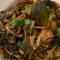 Japanese Seafood Spaghetti · Shrimp, scallop, calamari, green mussel, tomatoes, onions, scallions, mushrooms, and nori.