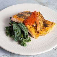 Just Chillin (Pepper Seared Salmon with Red Pepper Coulis) · Dusted with pepper and served with pureed roasted red pepper.
Calories: 527 kcal | Carbohydr...