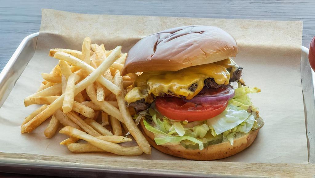 Kali Classic Burger · Smashed beef patty with cheese, lettuce, onion, tomato, pickles, and burger sauce.