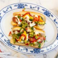 Hot dog  · Pico de gallo ketchup mostaza mayonessa jalapeño tocino/bacon